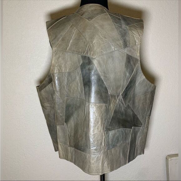 One of a kind Leather Patch Vest - Picture 4 of 12